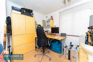 Bedroom- click for photo gallery
